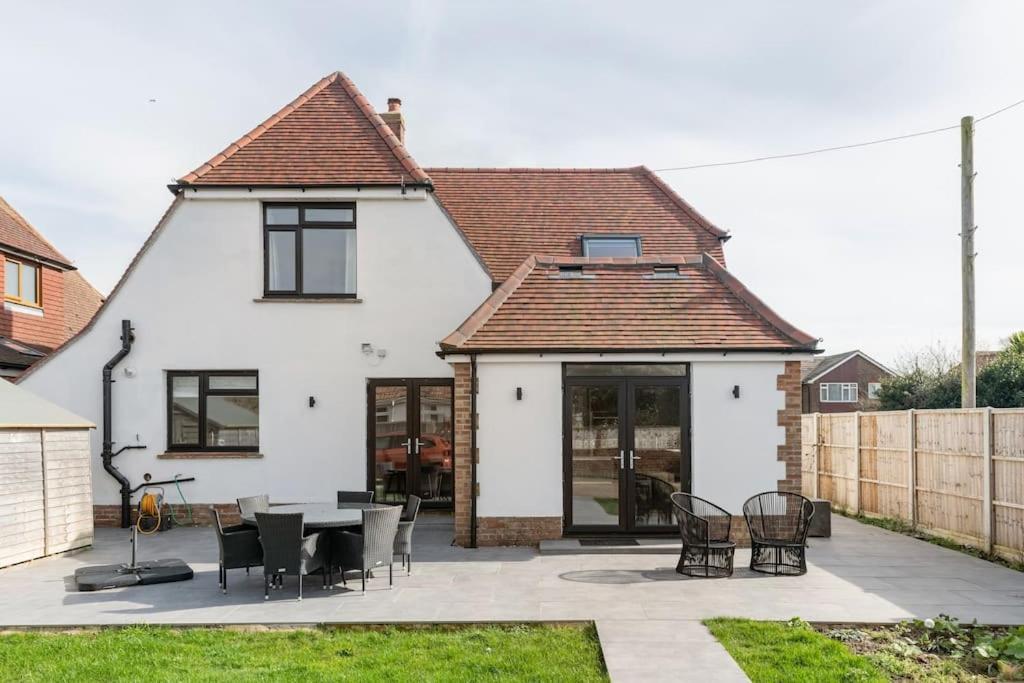 Home By The Sea In Rustington Exterior foto